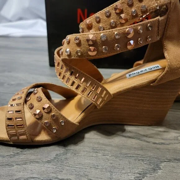 Not Rated Serpentina Rose Gold Embellished Wedge Sandal.  Size 9.  Worn once. - Picture 3 of 10